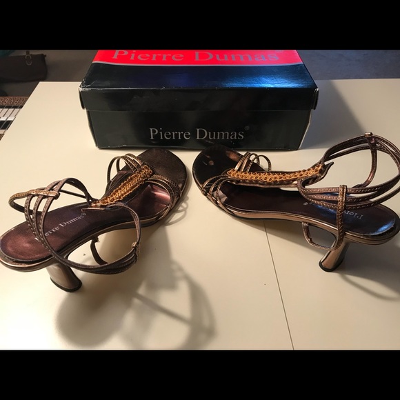 Pierre Dumas bronze slip on heels - Picture 3 of 5